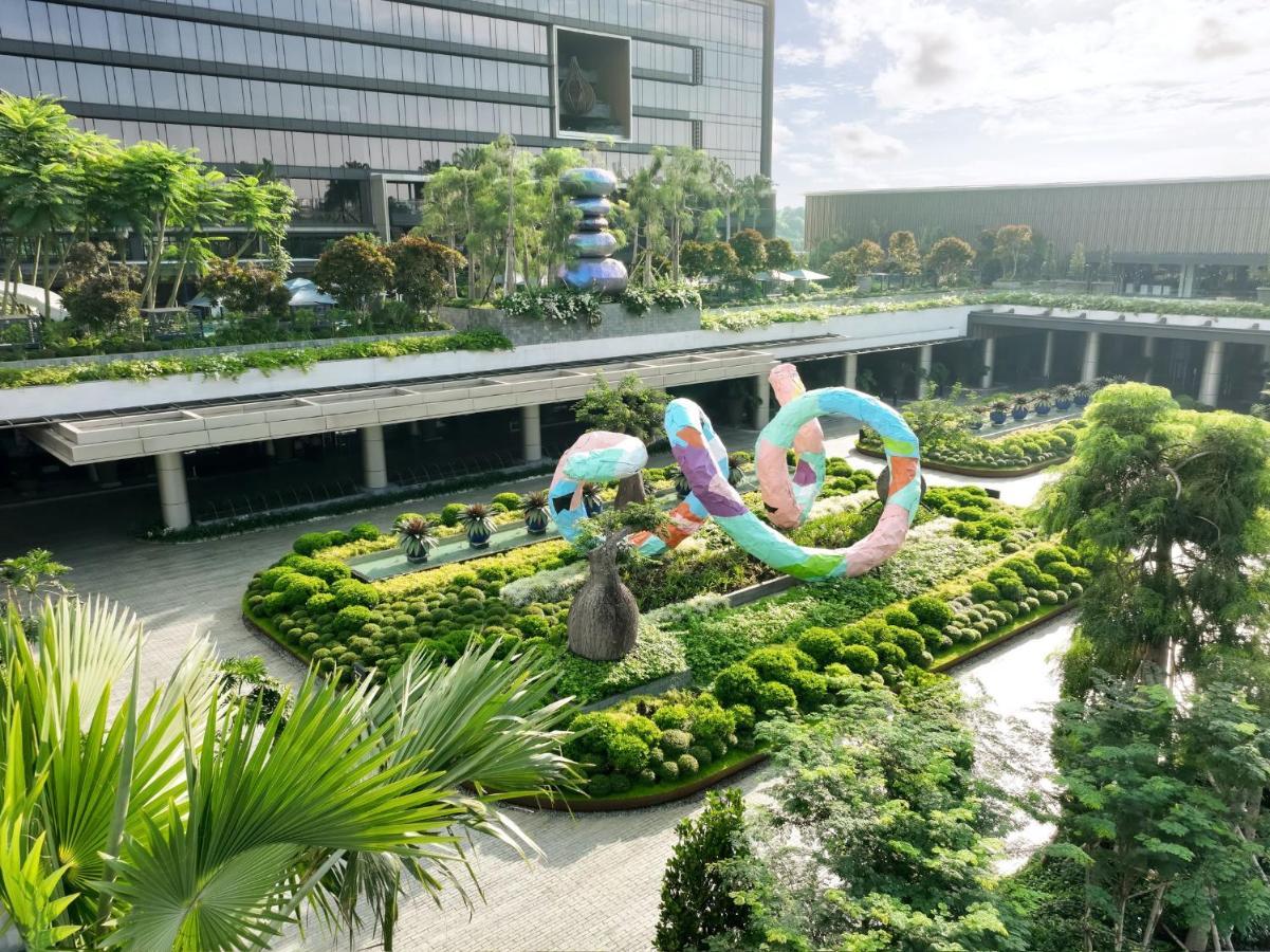 Padma Hotel Semarang Exterior photo